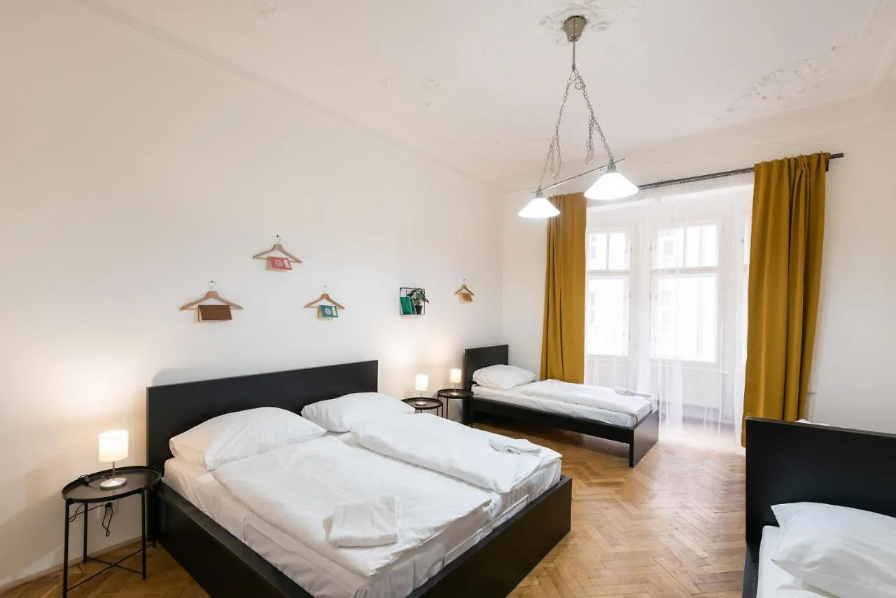פראג Gorazdova Apartments